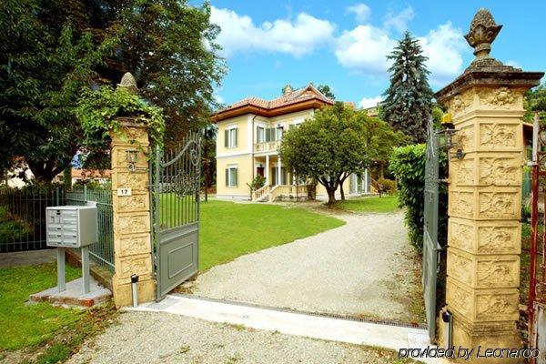 Villa D'Azeglio 알비아노디브레 외부 사진