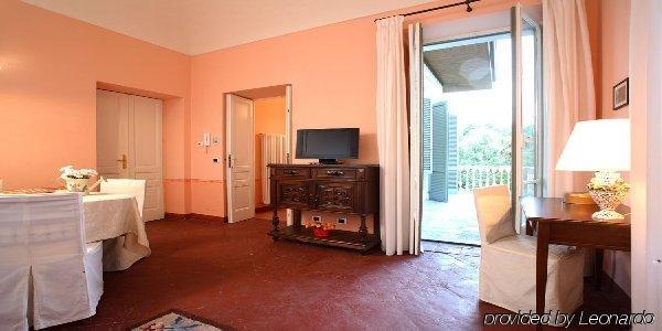 Villa D'Azeglio 알비아노디브레 외부 사진