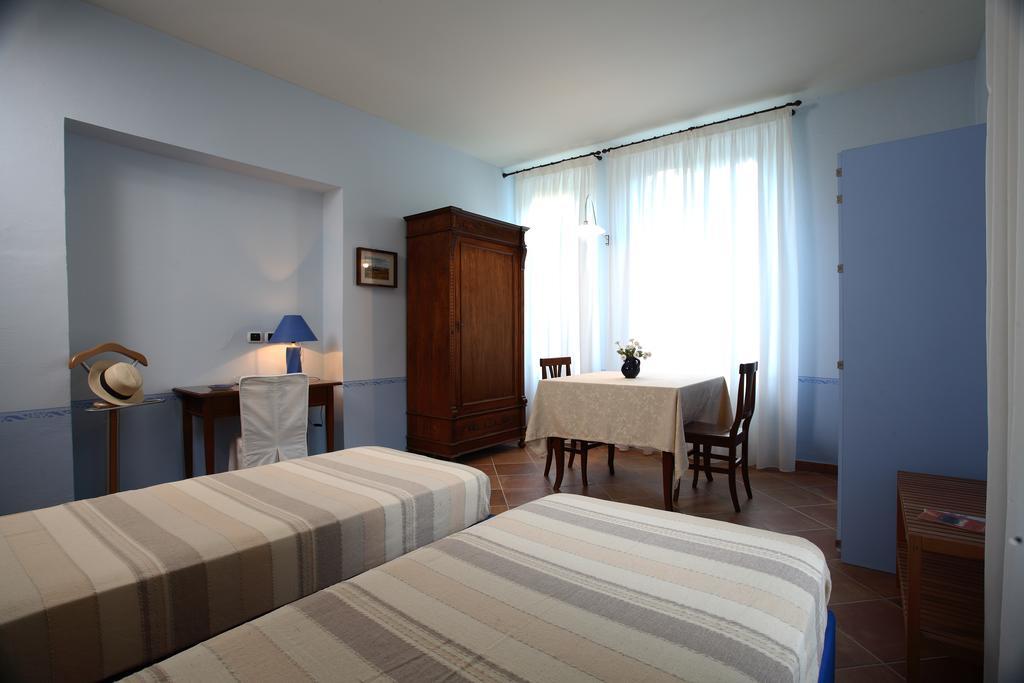 Villa D'Azeglio 알비아노디브레 외부 사진