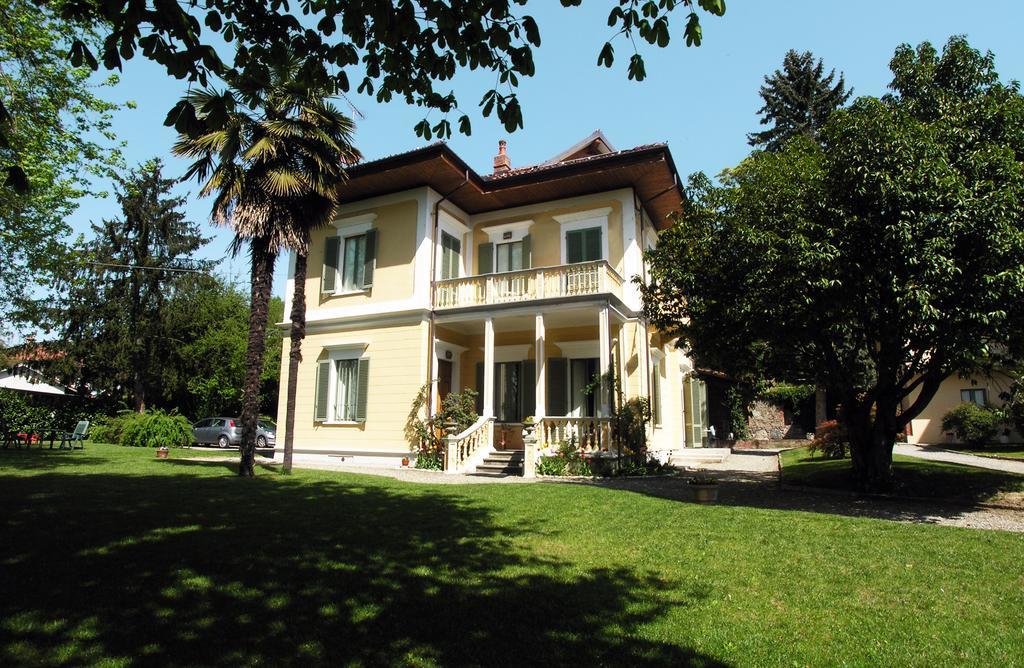 Villa D'Azeglio 알비아노디브레 외부 사진
