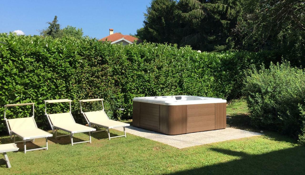 Villa D'Azeglio 알비아노디브레 외부 사진